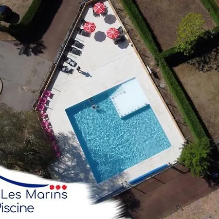 Camping, Hotel De Plein Air Les Marins * Lapeyrouse